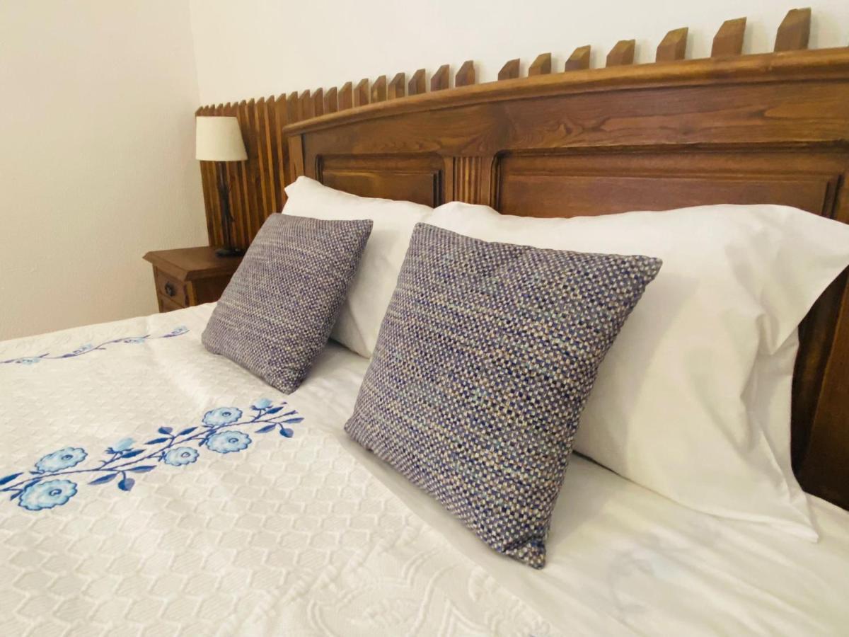 Avis Guesthouse Évora Esterno foto