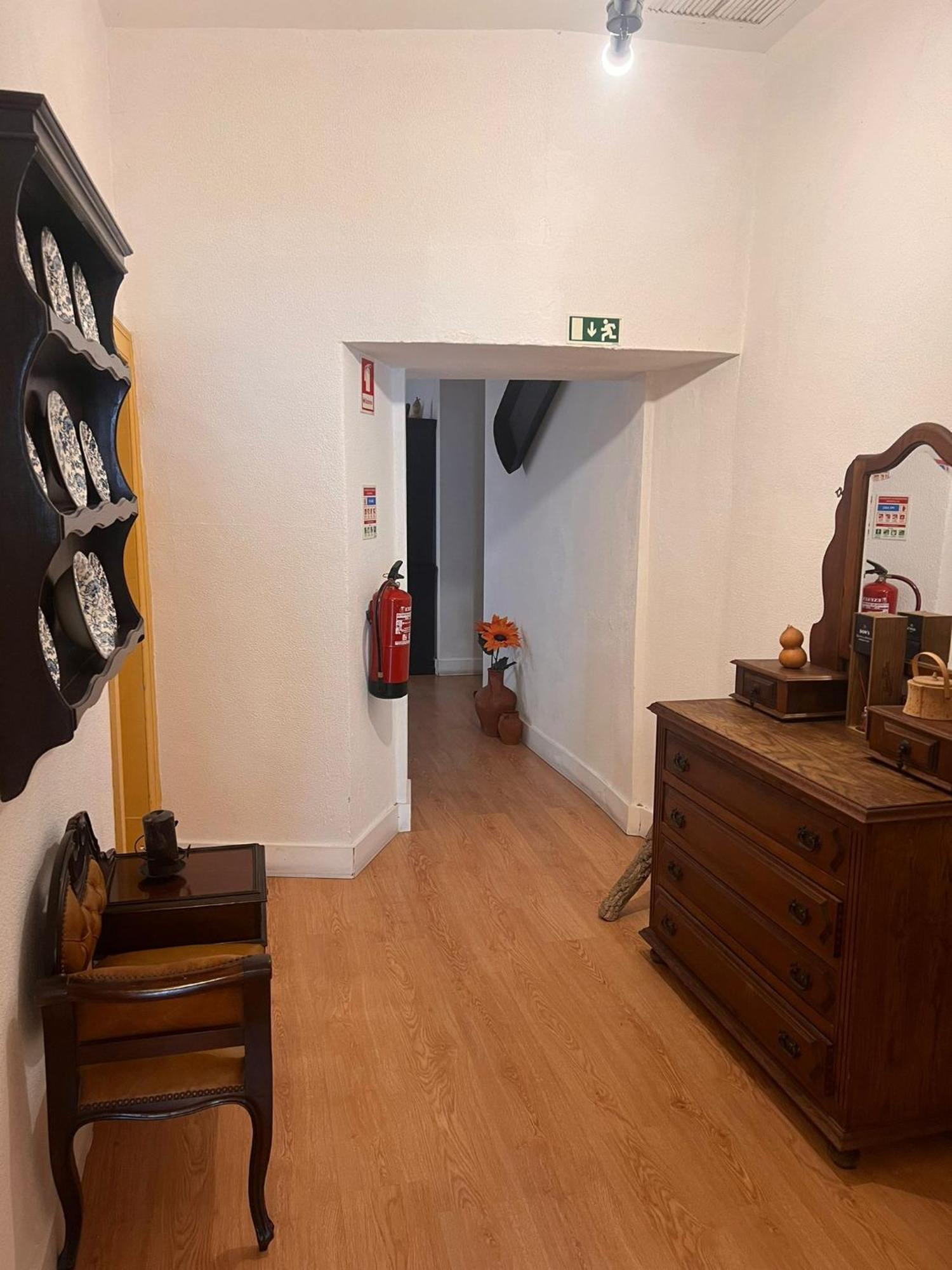Avis Guesthouse Évora Esterno foto