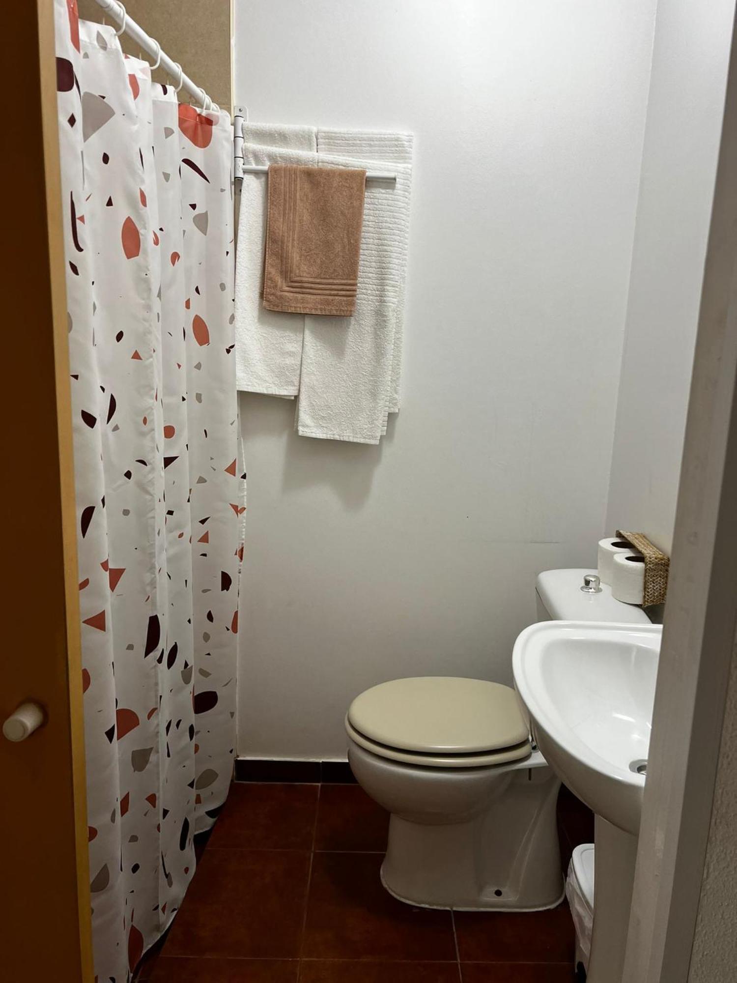Avis Guesthouse Évora Esterno foto
