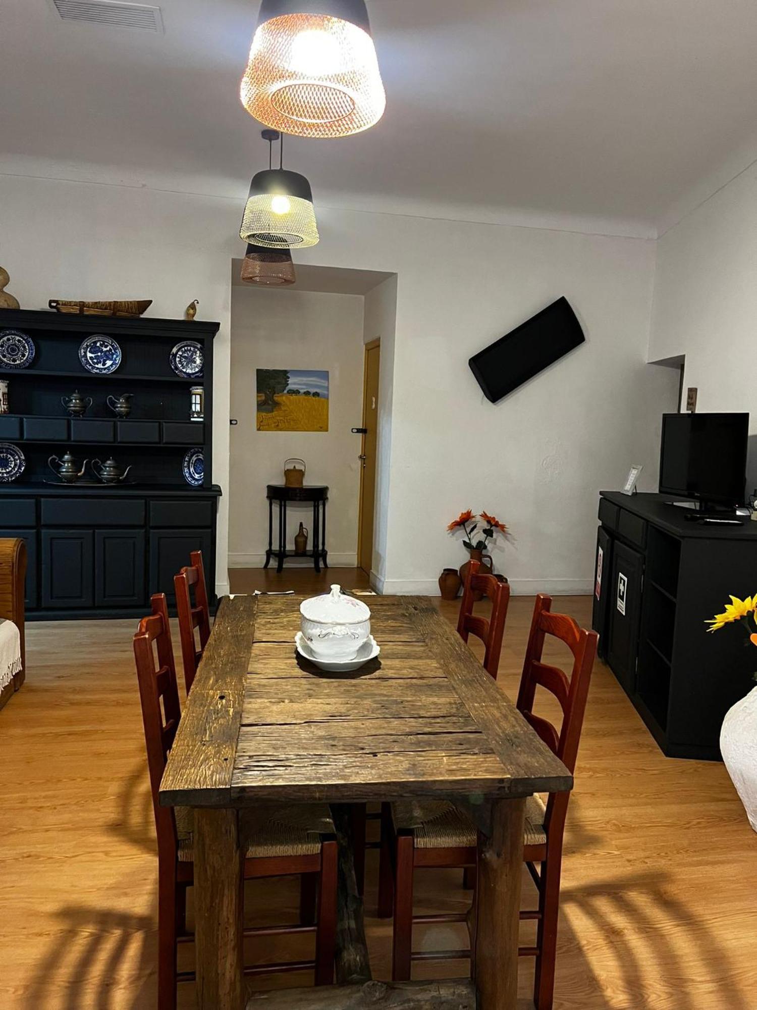 Avis Guesthouse Évora Esterno foto