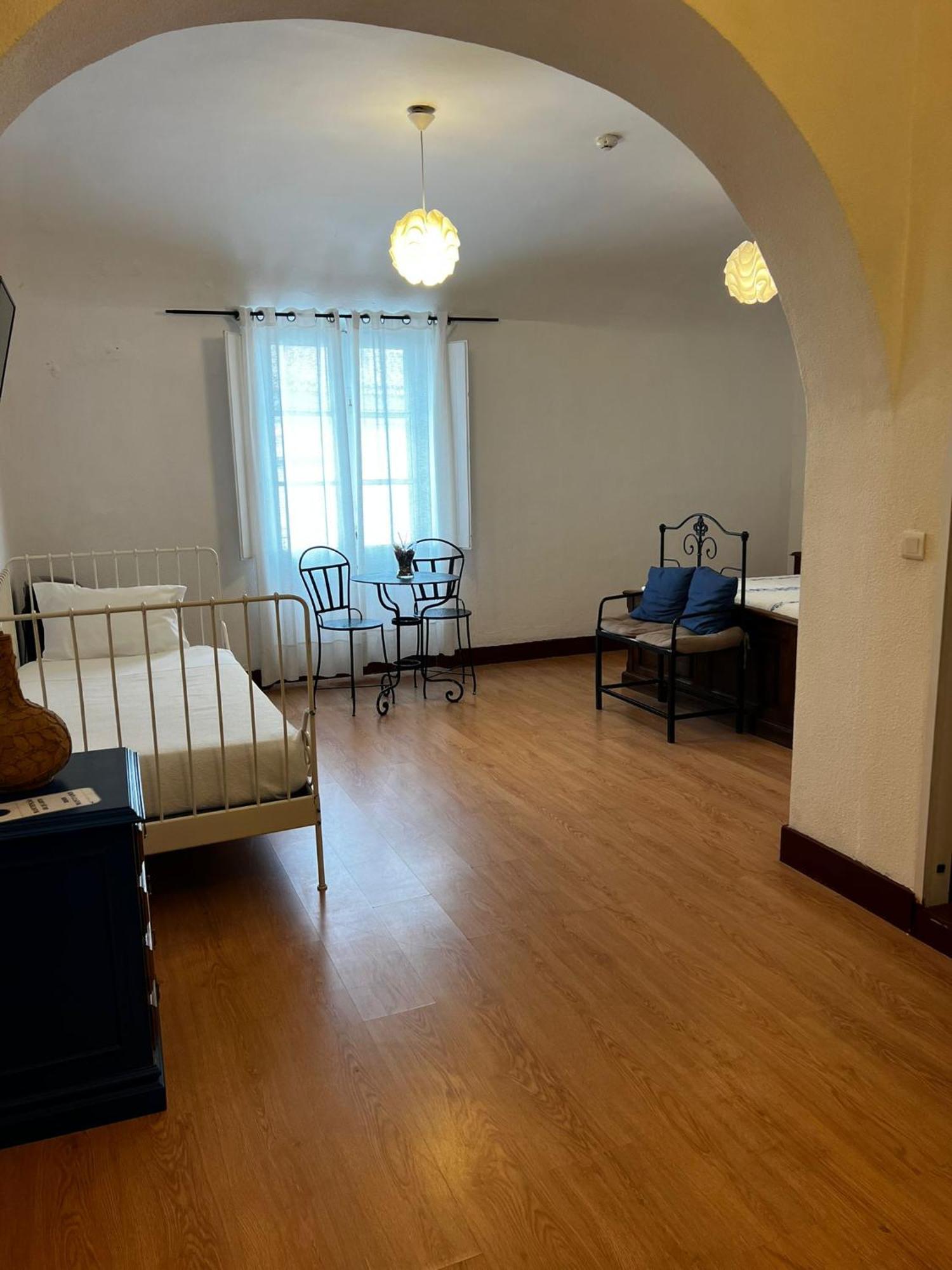 Avis Guesthouse Évora Esterno foto